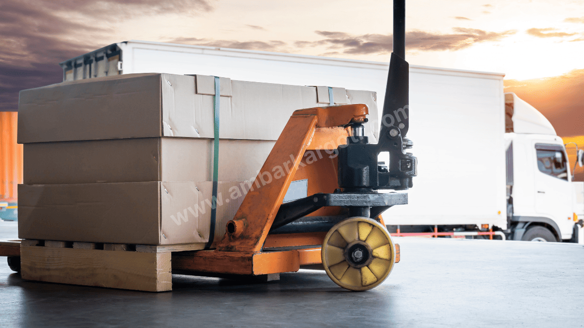 Karahallı Paletli Yük Taşıma